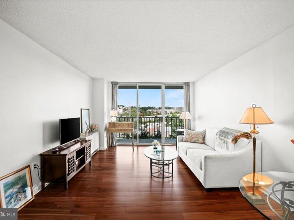 1225 Martha Custis Drive 715, Alexandria VA 22302