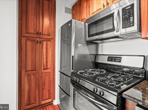 1225 Martha Custis Drive 715, Alexandria VA 22302