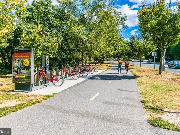 1225 Martha Custis Drive 715, Alexandria VA 22302