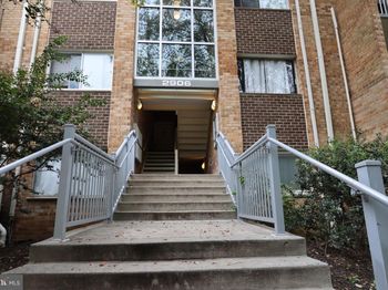 2906 Kings Chapel Road