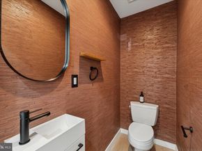 120 W Oxford Street, Philadelphia PA 19122