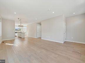 120 W Oxford Street, Philadelphia PA 19122