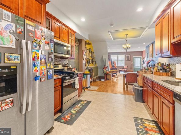 173 W Wyneva Street, Philadelphia PA 19144