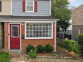 5103 Jay Street NE