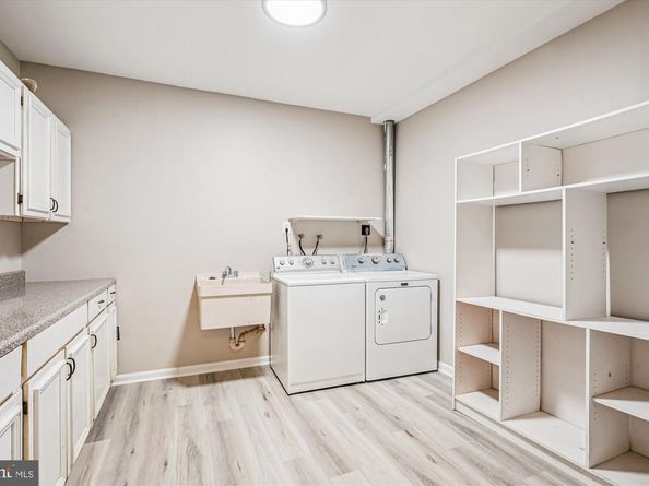 7422 Chummley Court, Falls Church VA 22043