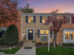 7422 Chummley Court, Falls Church VA 22043