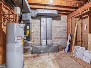 7422 Chummley Court, Falls Church VA 22043