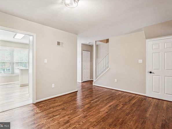 7422 Chummley Court, Falls Church VA 22043