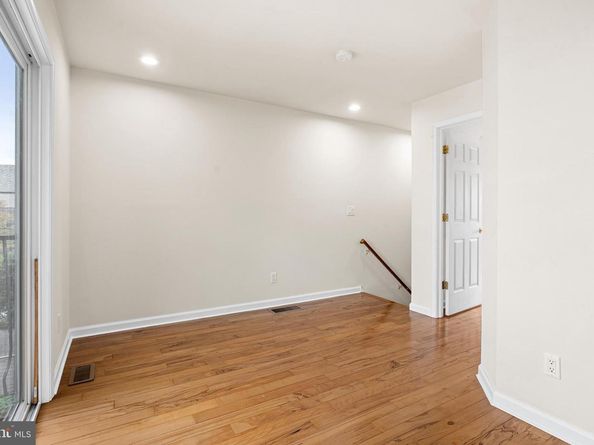 2121 Montrose Street, Philadelphia PA 19146