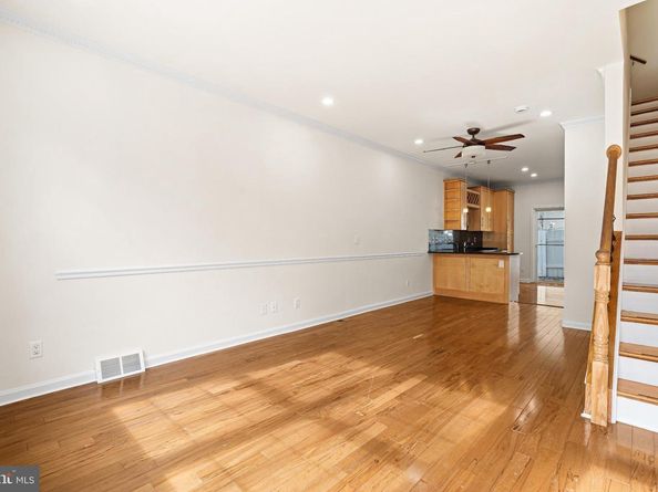 2121 Montrose Street, Philadelphia PA 19146