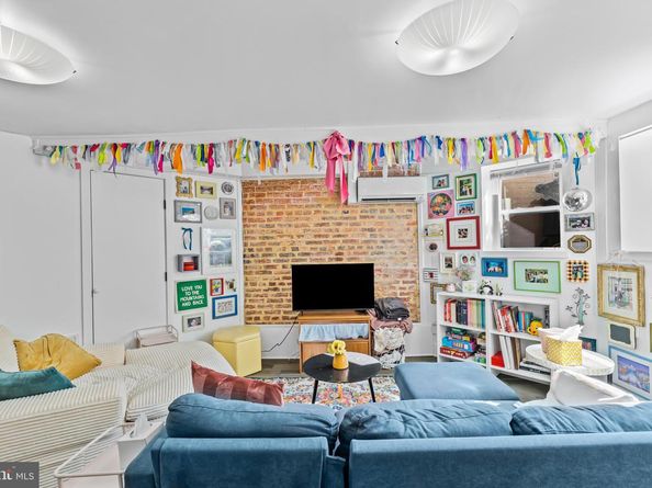 1021 Columbia Road NW, Washington DC 20001