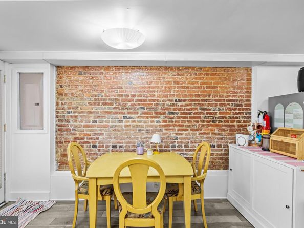 1021 Columbia Road NW, Washington DC 20001