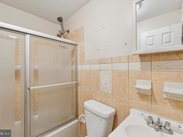 2542 Tulip Street, Philadelphia PA 19125
