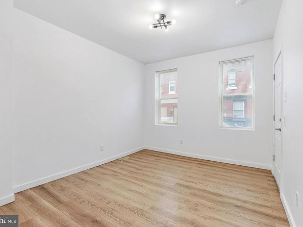 2017 W Oxford Street, Philadelphia PA 19121