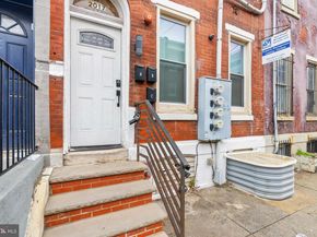 2017 W Oxford Street, Philadelphia PA 19121