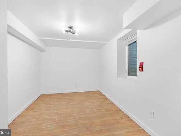 2017 W Oxford Street, Philadelphia PA 19121