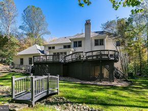 2404 Oakmont Court, Oakton VA 22124
