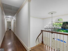 2404 Oakmont Court, Oakton VA 22124