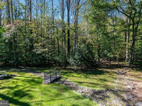 2404 Oakmont Court, Oakton VA 22124