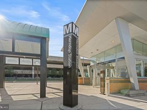 12925 Centre Park Circle 304, Herndon VA 20171