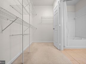 12925 Centre Park Circle 304, Herndon VA 20171