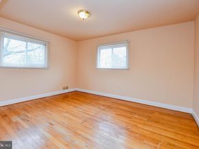 601 58TH Street NE 3, Washington DC 20019