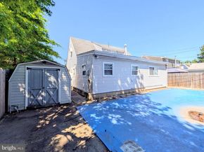 714 Wyndom Terrace, Secane PA 19018