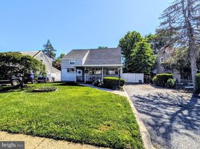 714 Wyndom Terrace, Secane PA 19018