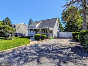 714 Wyndom Terrace, Secane PA 19018