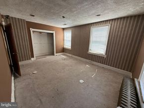 Undisclosed Address #PADE2115828, Crum Lynne PA 19022