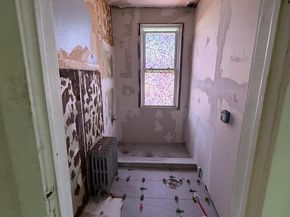 Undisclosed Address #PADE2115828, Crum Lynne PA 19022