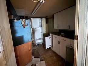 Undisclosed Address #PADE2115828, Crum Lynne PA 19022