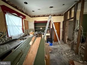 Undisclosed Address #PADE2115828, Crum Lynne PA 19022