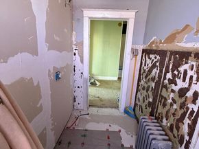Undisclosed Address #PADE2115828, Crum Lynne PA 19022