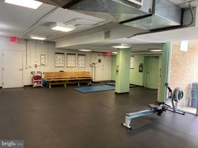 4600 S Four Mile Run Drive 827, Arlington VA 22204