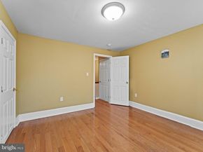 2423 Madison Square, Philadelphia PA 19146