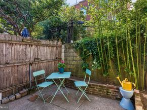 2410 Manning Street, Philadelphia PA 19103