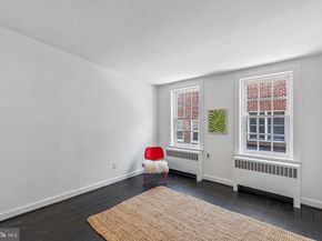 2410 Manning Street, Philadelphia PA 19103