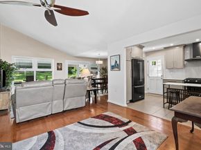 450 Foster Drive, Springfield PA 19064