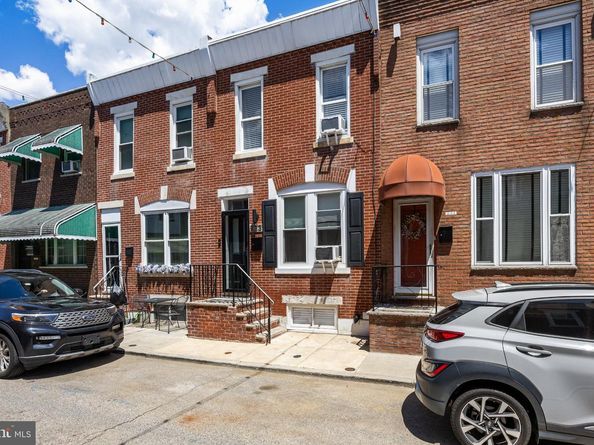 233 Tree Street, Philadelphia PA 19148