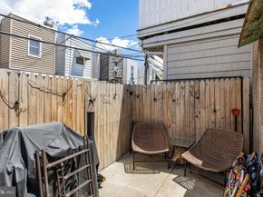 233 Tree Street, Philadelphia PA 19148