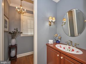 8 Eastburn Drive, New Hope PA 18938