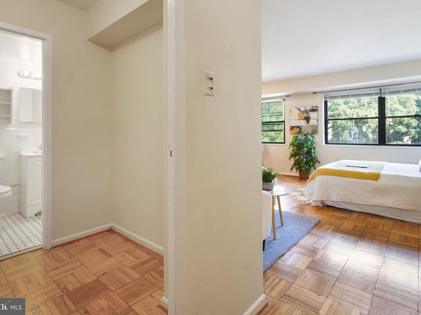 1801 Clydesdale Place NW 518, Washington DC 20009