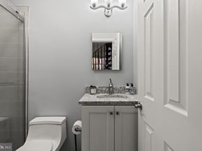 1903 Spruce Street 2C, Philadelphia PA 19103