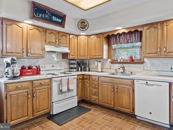 2321 Edgely Road, Levittown PA 19057