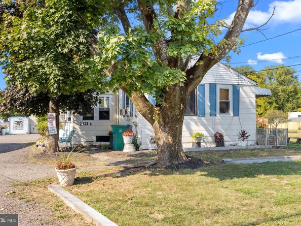 2321 Edgely Road, Levittown PA 19057