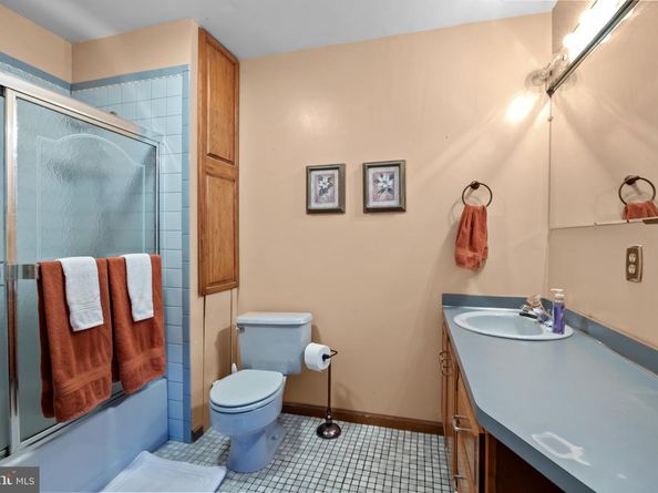 2321 Edgely Road, Levittown PA 19057