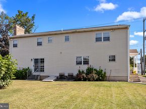 2321 Edgely Road, Levittown PA 19057