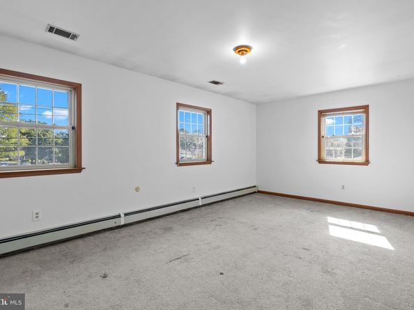 2321 Edgely Road, Levittown PA 19057