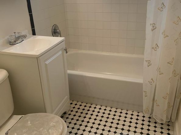 705 Brandywine Street SE 203, Washington DC 20032